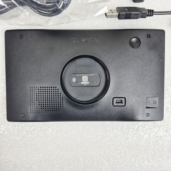 Garmin DriveSmart 65 MT 6.95" GPS Navigator Black New Open Box Unused - Picture 4 of 7